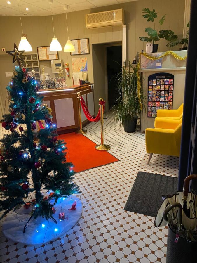 Hotel De Thau メーズ エクステリア 写真